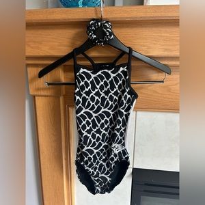 GK Simone Biles Signature Collection, Black and Silver, CL